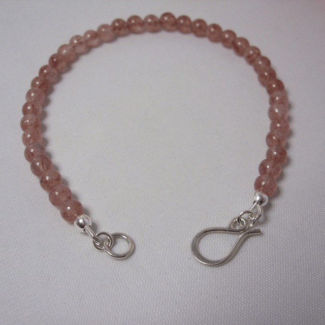 Strawberry quartz gemstone bracelet of small round beads with recycled clasp