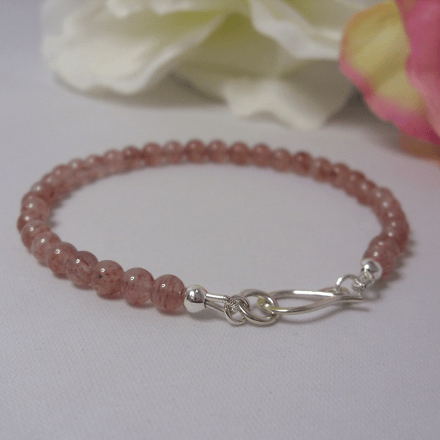Strawberry quartz gemstone bracelet of small round beads with recycled clasp